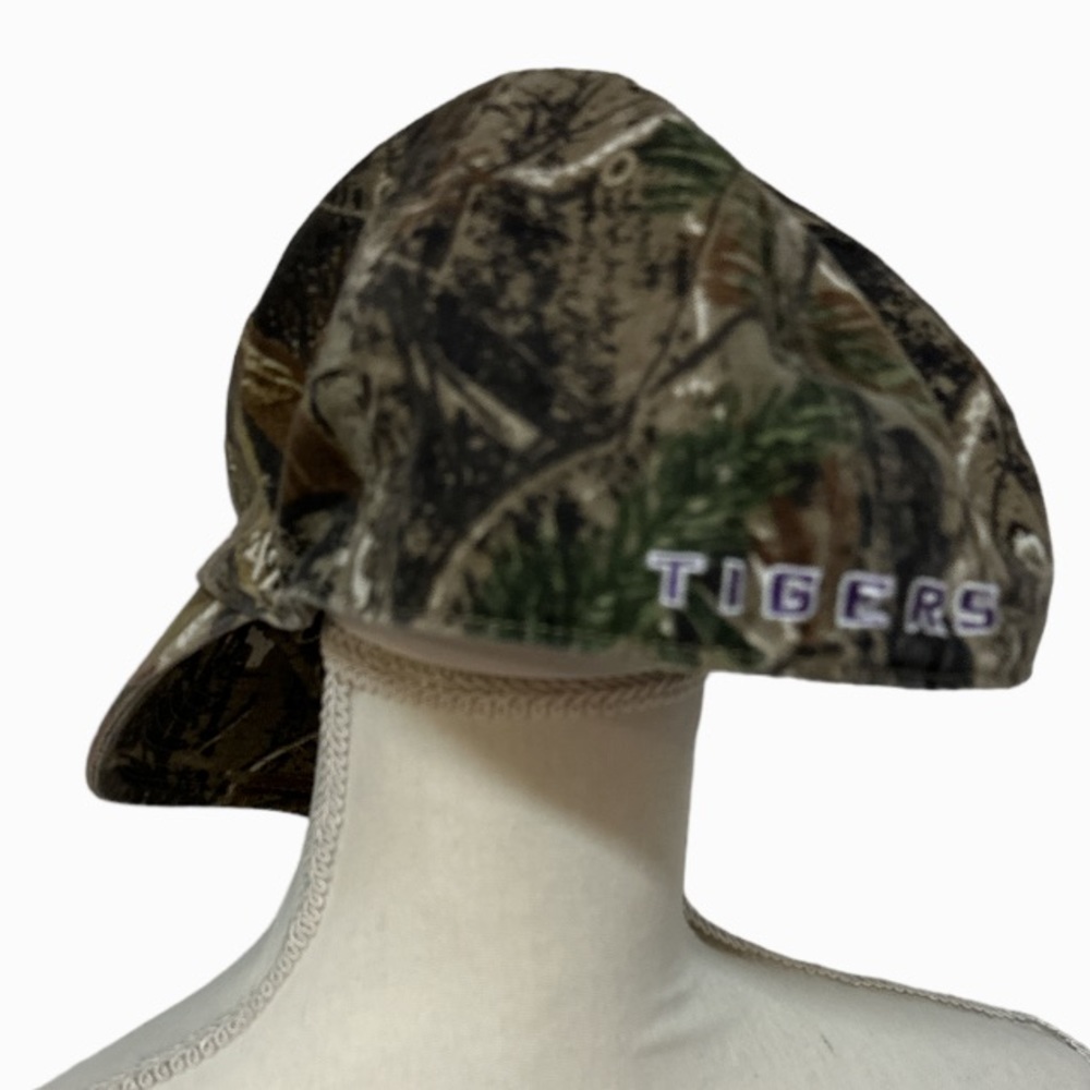 LSU Camouflage Baseball Cap Licensed Size Medium EUC Unisex - Picture 3 of 9
